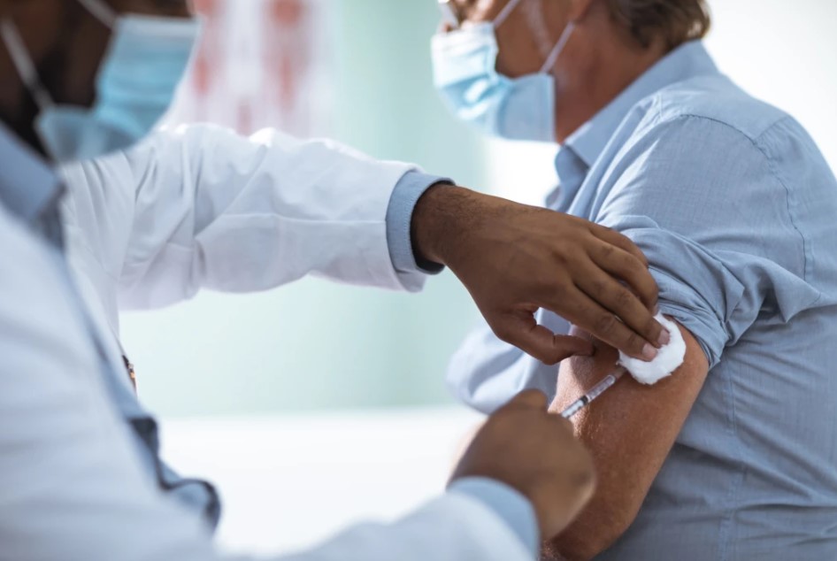 Conquer Convenience: Why Pharmacy Immunizations Are Your New Healthcare Ally